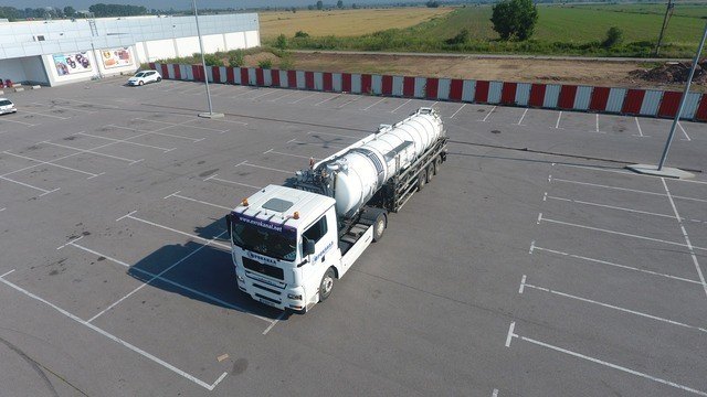 Цистерна-водоноска на Евроканал